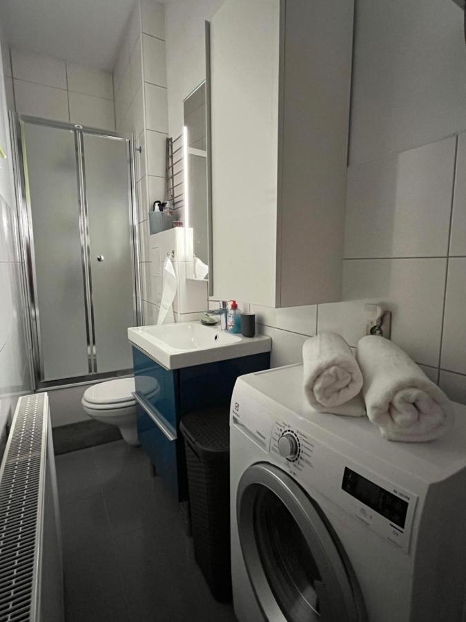 Sloneczny Apartament Centrum Poznania Klimatyzacja Wi-Fi Tv Zmywarka Pralka Piekarnik المظهر الخارجي الصورة